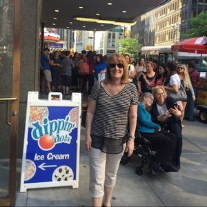 Meet your Posher, Ellen